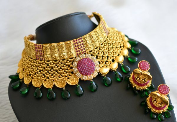 Gold Choker Necklace With Emerald And Ruby Beads